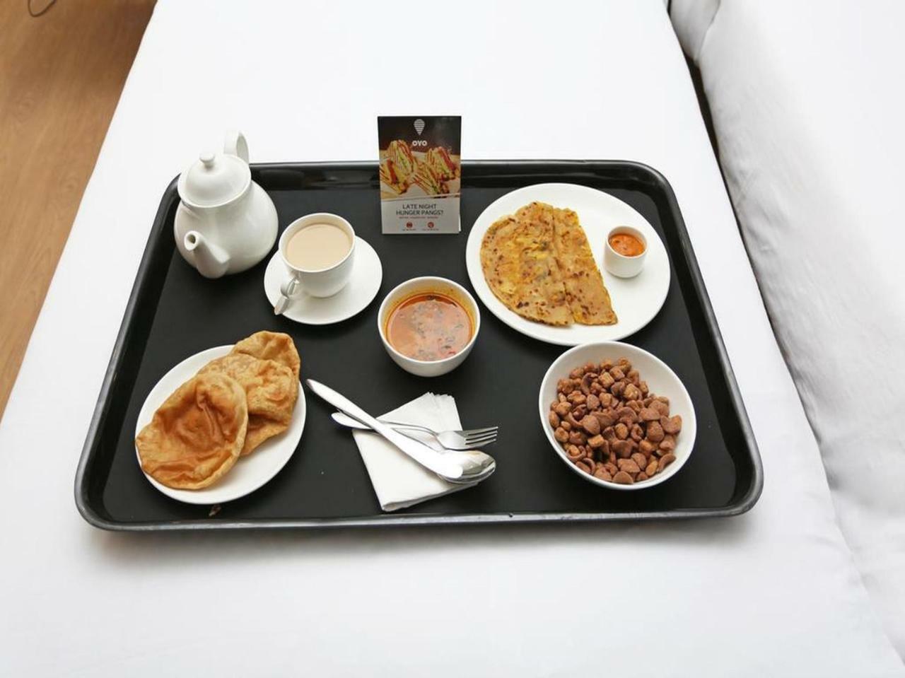 Oyo 24833 Hotel Silver Daman Luaran gambar