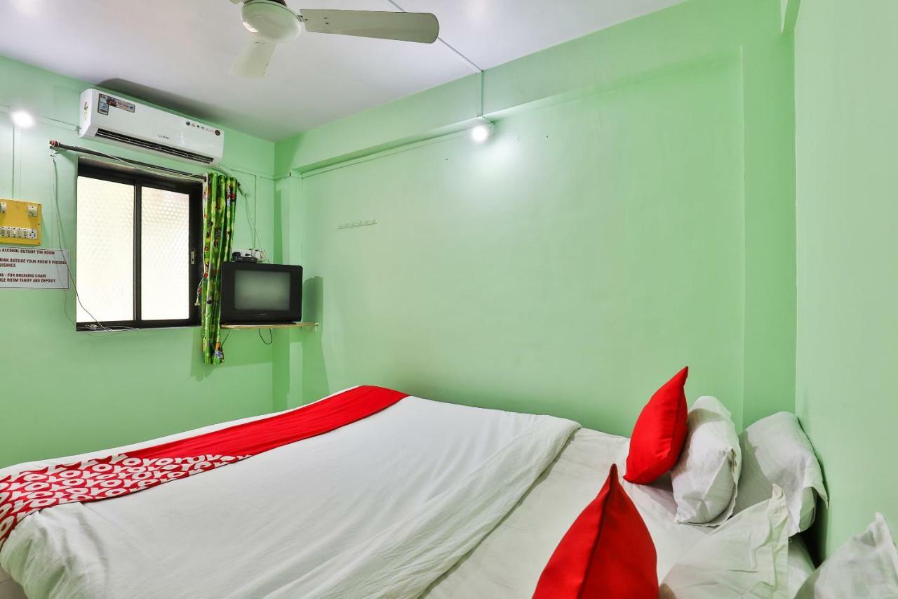 Oyo 24833 Hotel Silver Daman Luaran gambar